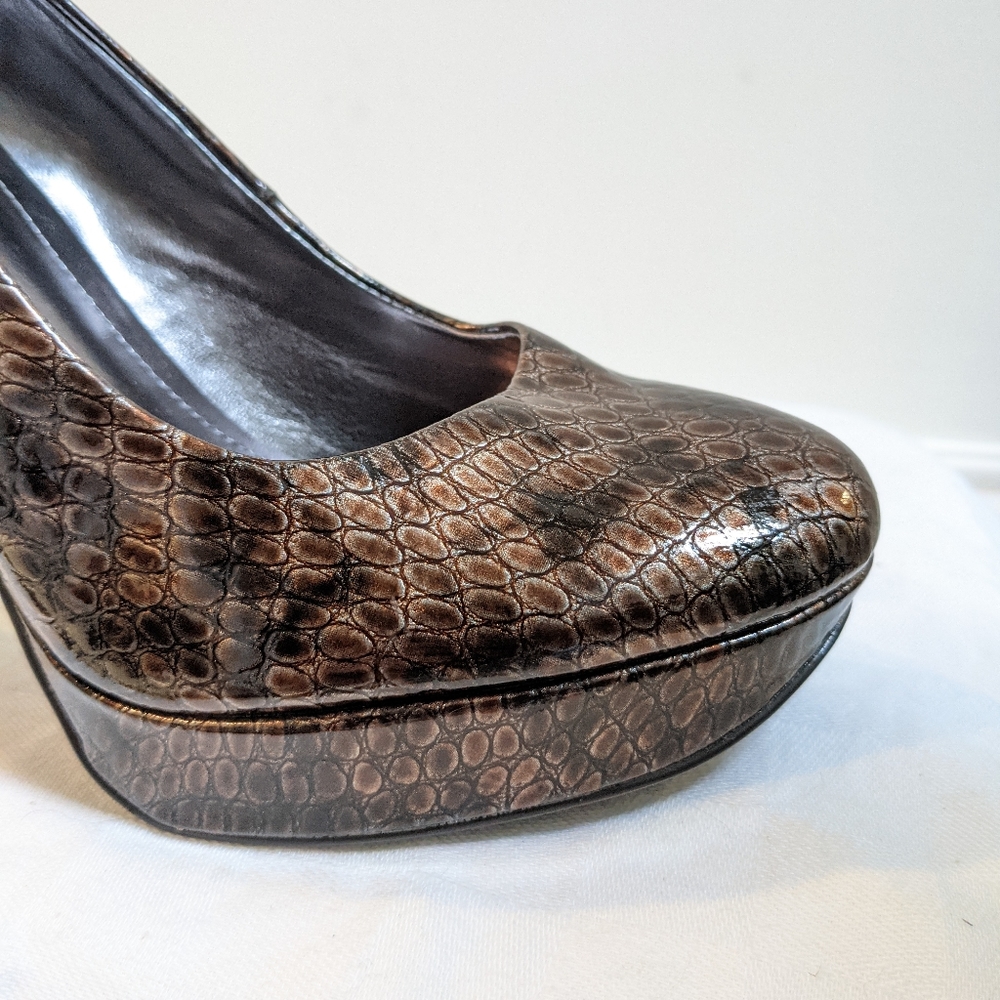 NWOT Calvin Klein heels - Picture 15 of 15